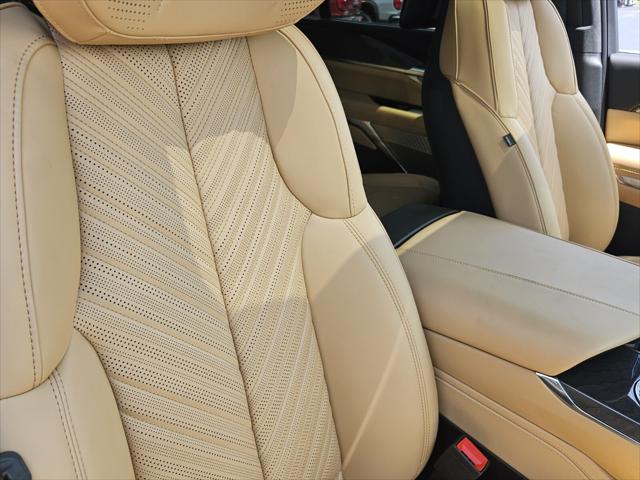 2025 Cadillac Escalade Luxury 2 AWD
