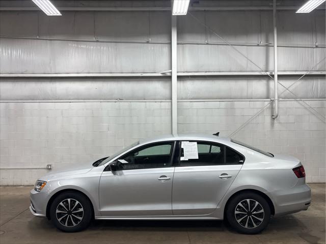 Used 2016 Volkswagen Jetta For Sale in Wilmington, OH