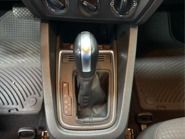 Used 2016 Volkswagen Jetta For Sale in Wilmington, OH