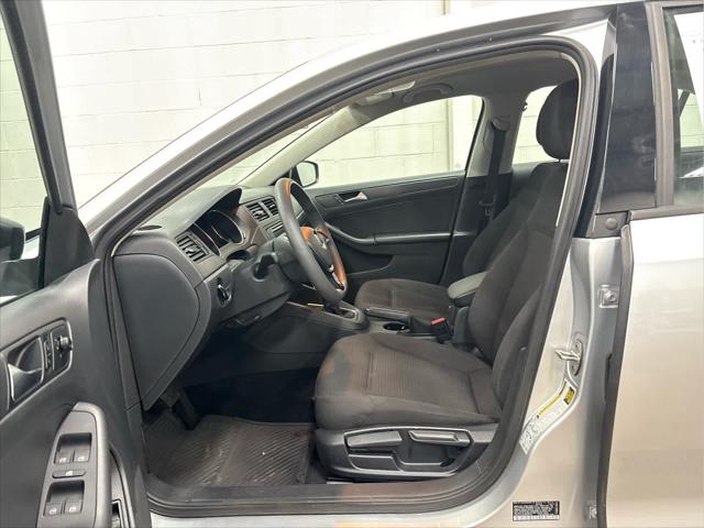 Used 2016 Volkswagen Jetta For Sale in Wilmington, OH