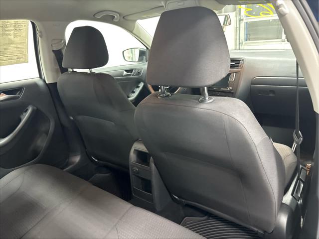 Used 2016 Volkswagen Jetta For Sale in Wilmington, OH