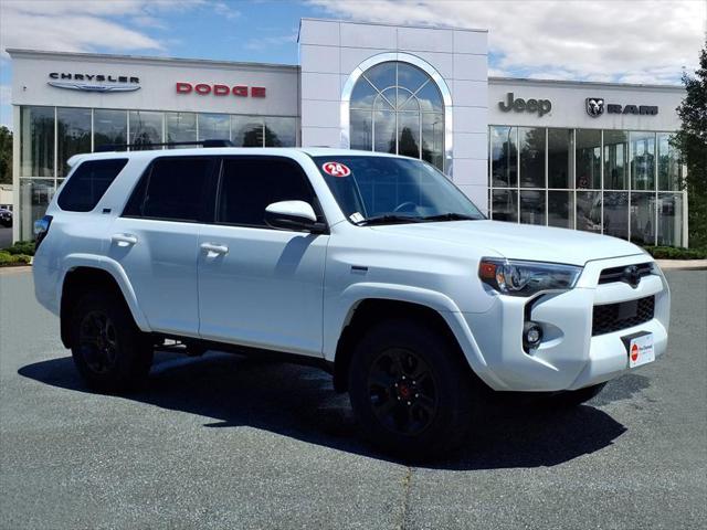 2024 Toyota 4Runner SR5