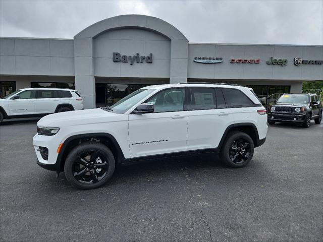 2025 Jeep Grand Cherokee GRAND CHEROKEE ALTITUDE 4X4