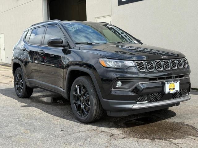 2025 Jeep Compass COMPASS LATITUDE 4X4