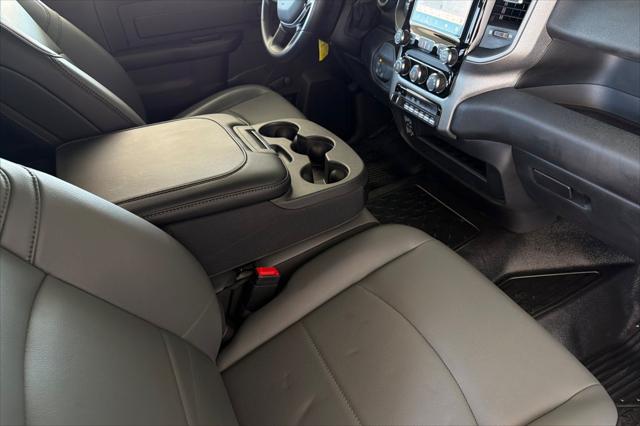 2025 Ram 5500 Tradesman/Big Horn