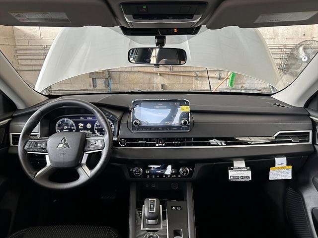 2025 Mitsubishi Outlander PHEV ES S-AWC