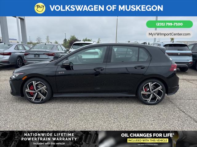 2025 Volkswagen Golf GTI 2.0T SE