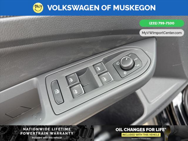 2025 Volkswagen Golf GTI 2.0T SE
