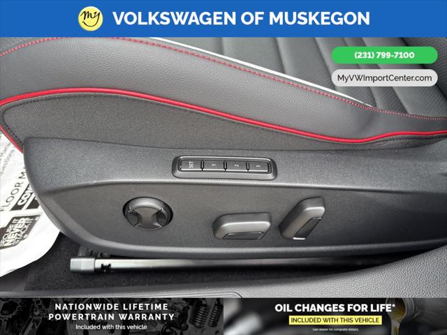 2025 Volkswagen Golf GTI 2.0T SE