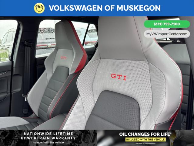 2025 Volkswagen Golf GTI 2.0T SE