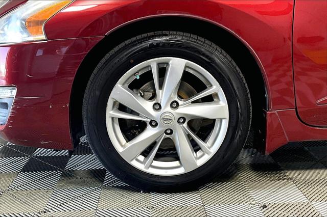Used 2013 Nissan Altima For Sale in Olive Branch, MS