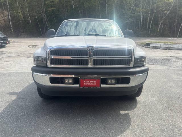 2000 Dodge Ram 1500 ST 2dr Standard Cab SB