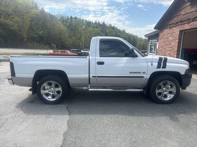 2000 Dodge Ram 1500 ST 2dr Standard Cab SB