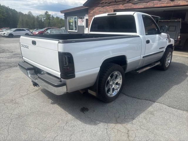 2000 Dodge Ram 1500 ST 2dr Standard Cab SB