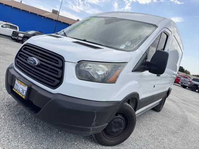 2017 Ford Transit 150 3dr SWB Medium Roof Cargo Van w/Sliding Passen