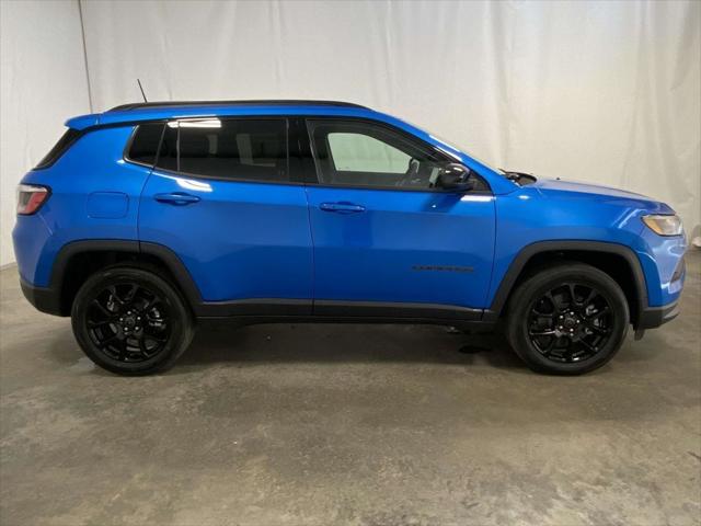 2025 Jeep Compass COMPASS LATITUDE 4X4 2025 Jeep Compass COMPASS LATITUDE 4X4