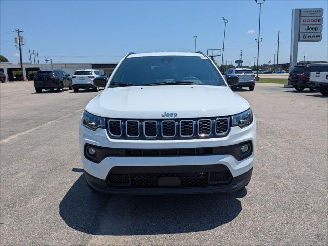 2025 Jeep Compass COMPASS LATITUDE 4X4