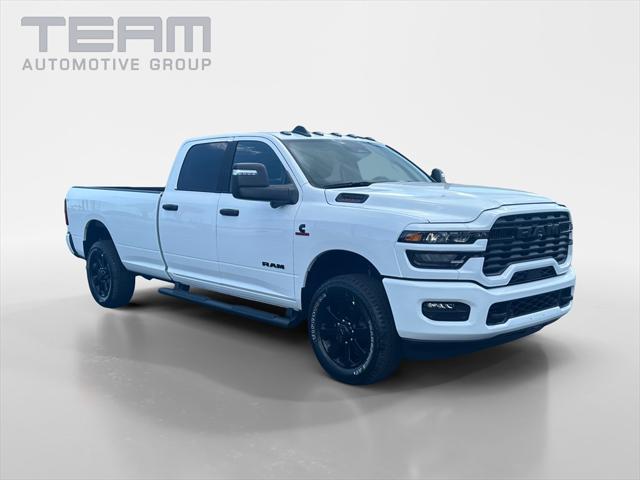 2025 RAM Ram 3500 RAM 3500 BIG HORN CREW CAB 4X4 8 BOX