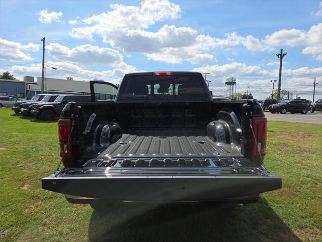 2025 Ram 2500 Tradesman Crew Cab 4x4 6'4" Box