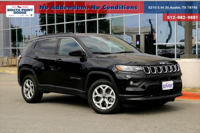 2025 Jeep Compass COMPASS LATITUDE 4X4