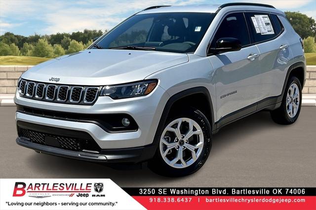 2025 Jeep Compass COMPASS LATITUDE 4X4