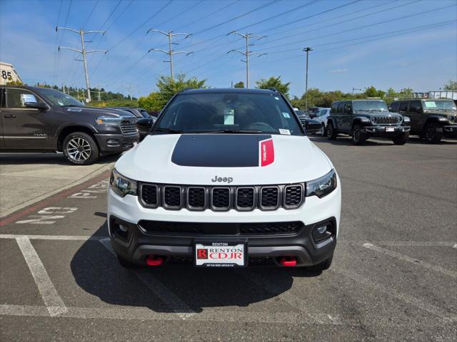 2025 Jeep Compass COMPASS TRAILHAWK 4X4