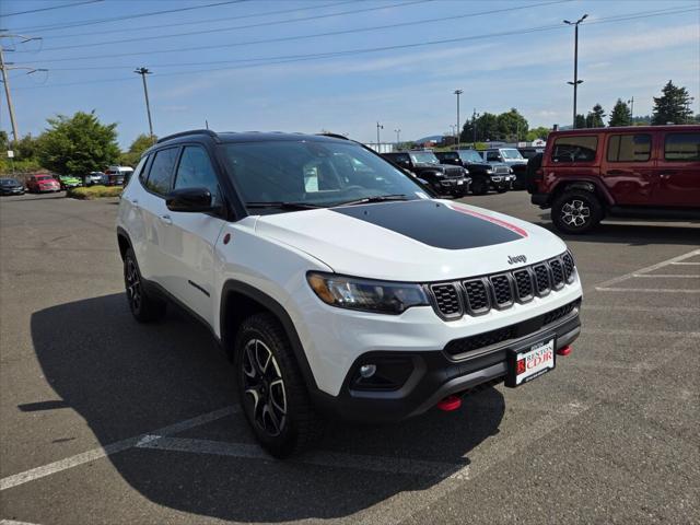 2025 Jeep Compass COMPASS TRAILHAWK 4X4