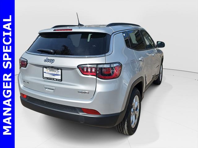 2025 Jeep Compass COMPASS LATITUDE 4X4