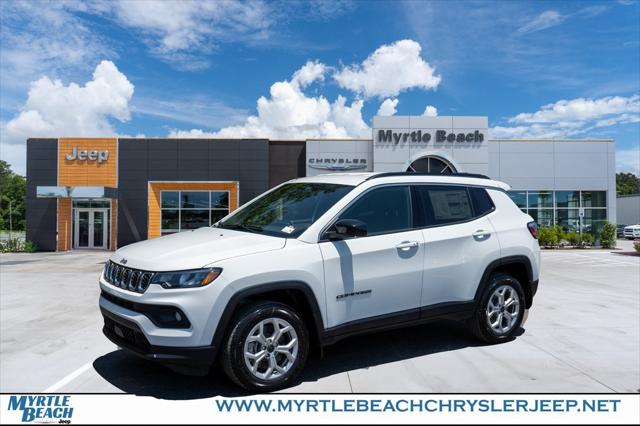 2025 Jeep Compass COMPASS LATITUDE 4X4