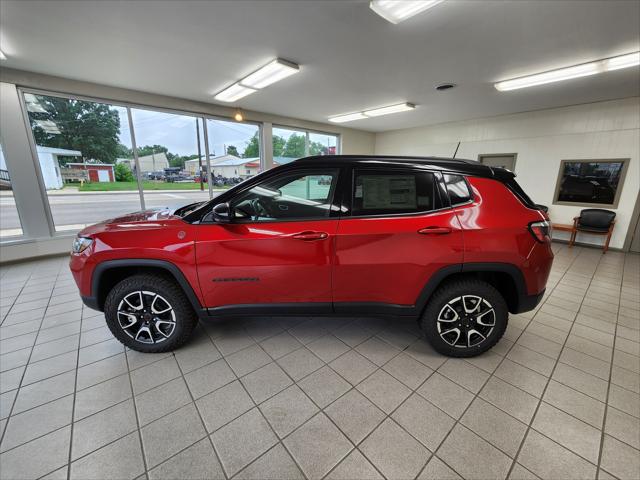 2025 Jeep Compass COMPASS TRAILHAWK 4X4