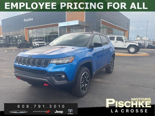 2025 Jeep Compass COMPASS TRAILHAWK 4X4