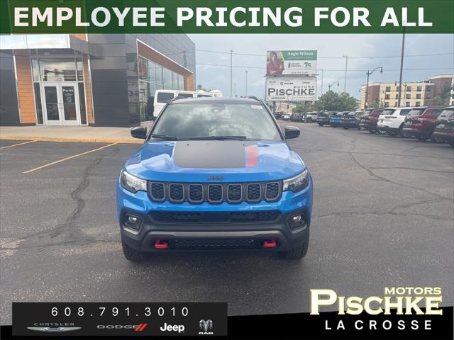 2025 Jeep Compass COMPASS TRAILHAWK 4X4
