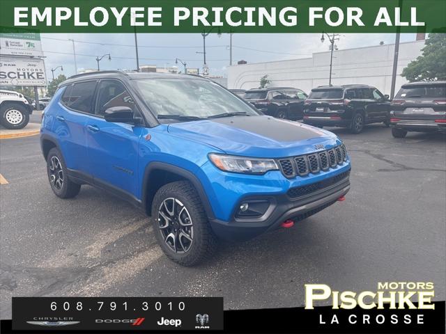 2025 Jeep Compass COMPASS TRAILHAWK 4X4