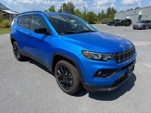 2025 Jeep Compass COMPASS LATITUDE 4X4