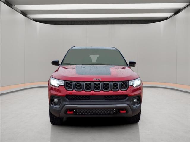 2025 Jeep Compass COMPASS TRAILHAWK 4X4