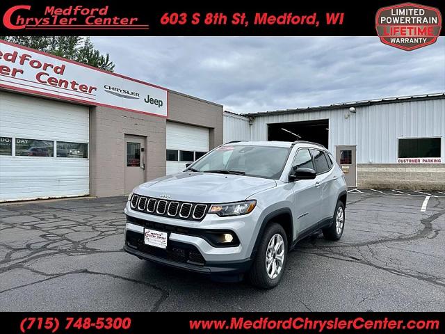 2025 Jeep Compass COMPASS LATITUDE 4X4