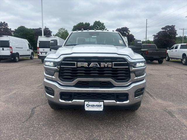 2025 RAM Ram 3500 RAM 3500 TRADESMAN REGULAR CAB 4X4 8 BOX
