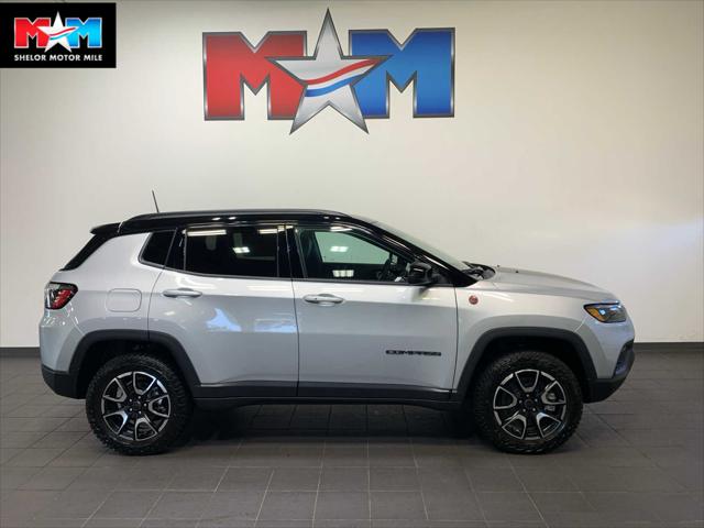 2025 Jeep Compass COMPASS TRAILHAWK 4X4