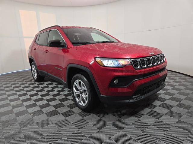 2025 Jeep Compass COMPASS LATITUDE 4X4