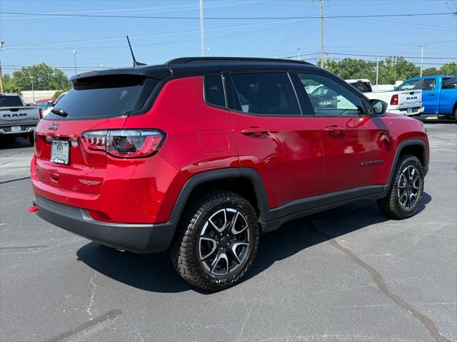 2025 Jeep Compass COMPASS TRAILHAWK 4X4