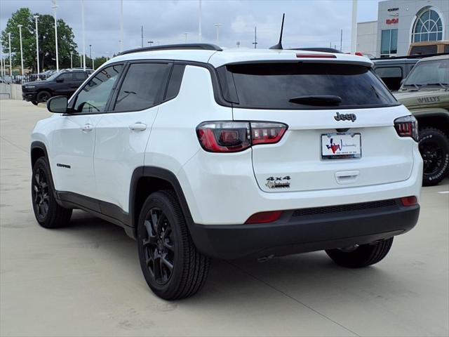 2025 Jeep Compass COMPASS LATITUDE 4X4
