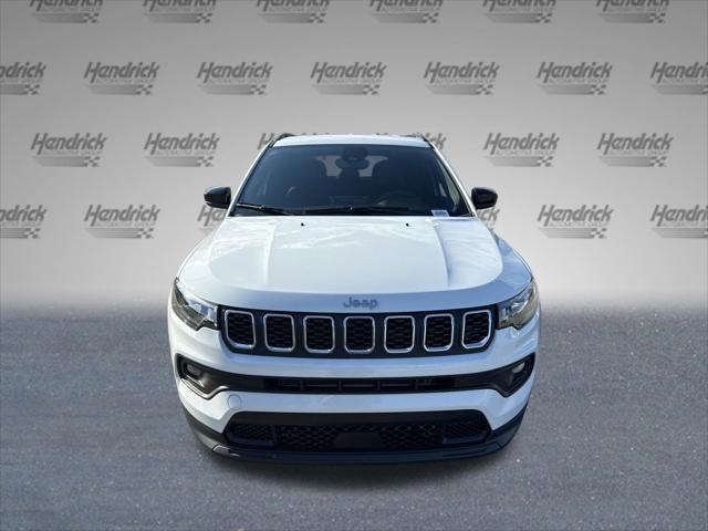 2025 Jeep Compass COMPASS LATITUDE 4X4