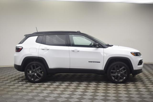 2025 Jeep Compass COMPASS LIMITED 4X4