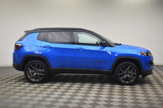 2025 Jeep Compass COMPASS LIMITED 4X4