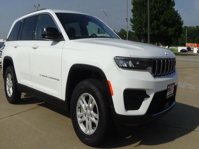 2023 Jeep Grand Cherokee L Laredo 4x4