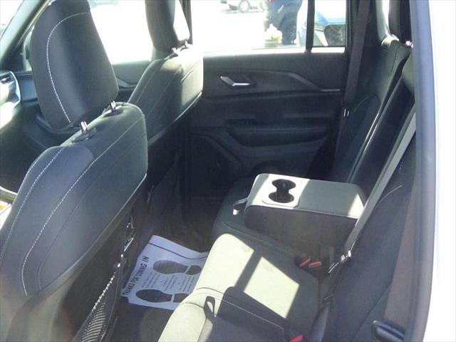 2023 Jeep Grand Cherokee L Laredo 4x4