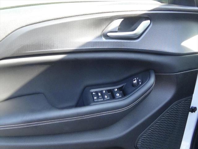 2023 Jeep Grand Cherokee L Laredo 4x4