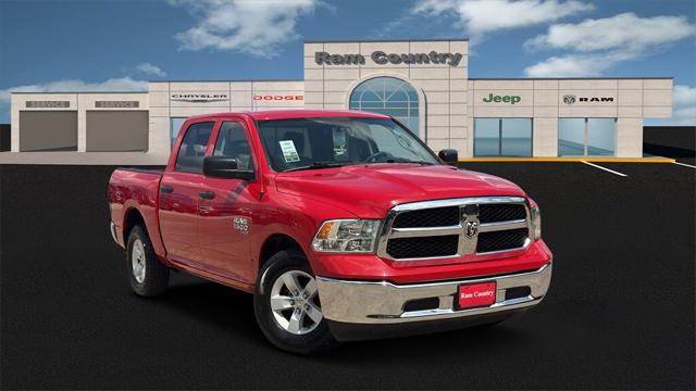 2022 RAM 1500 Classic SLT Crew Cab 4x2 57 Box