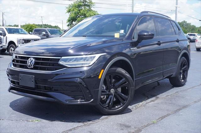 2023 Volkswagen Tiguan 2.0T SE R-Line Black