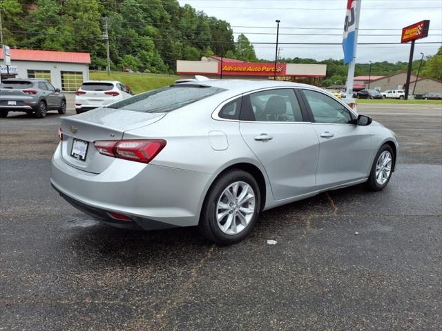 2022 Chevrolet Malibu FWD LT